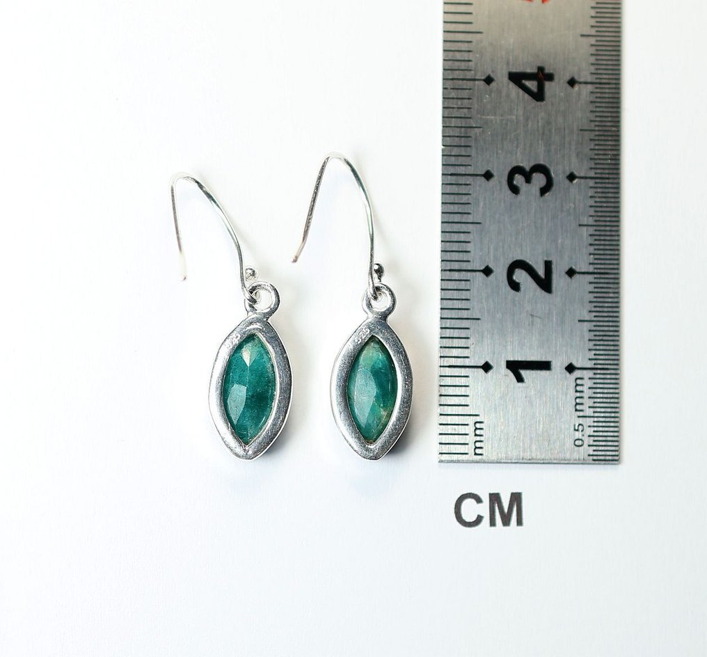 Σμαράγδι 2 σκουλαρίκια / καινούργια- 4.52 g - (2) #1.0