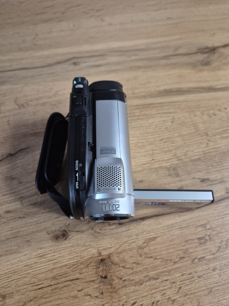 Sony DCR-DVD110E Digital video camera #4.3