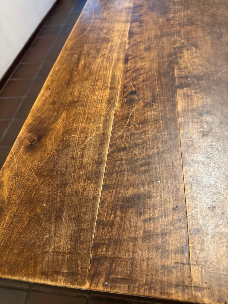 Τραπέζι Column - με χειροποίητο σκελετό - Ξύλο πεύκου, φιλύρα - Αποσπώμενο τραπέζι με κουτί. #3.2