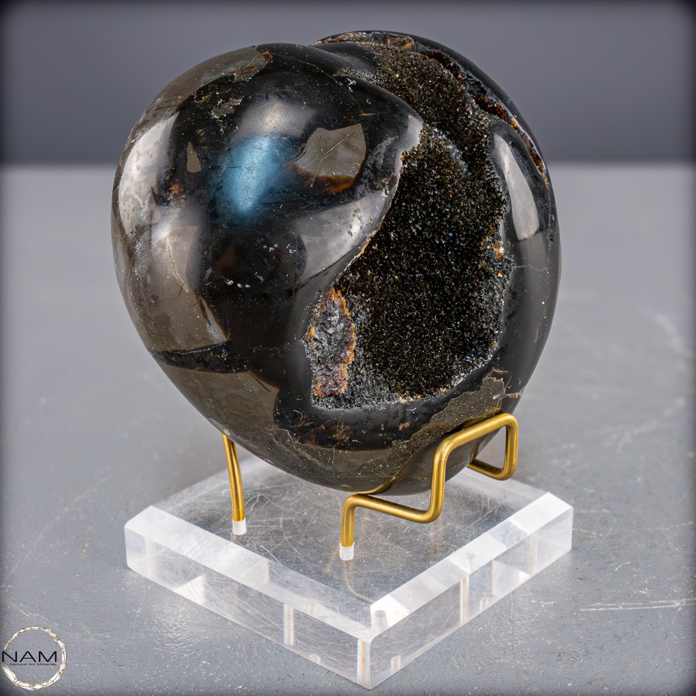 Natural Septarian Heart "Dragon Egg" with calcite crystals from Madagascar- 1272.63 g #1.0