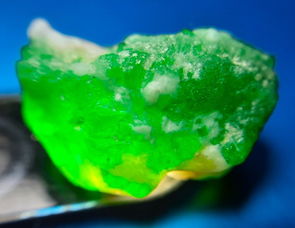 11,9 ct - Käsittelemätön luonnollinen smaragdi Karkea- 2.38 g #3.2