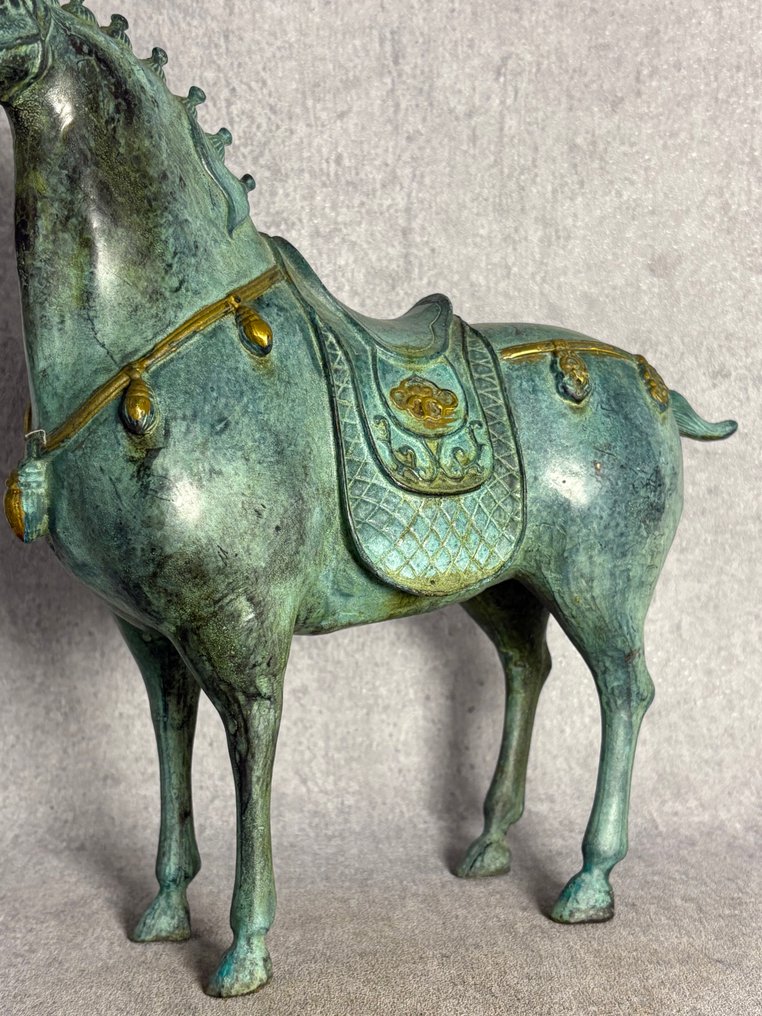 Duży posąg, koń w stylu Tang, 32 cm / 4 kg - Brązowy - Chiny - Late 20th century #2.1