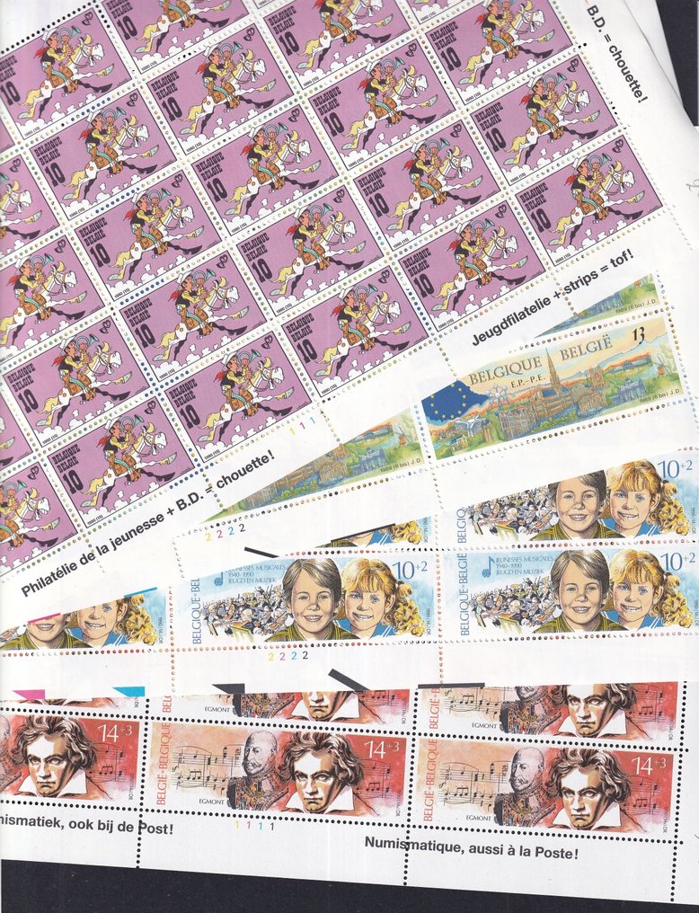 Bélgica - Lote de 4 folhas, 1 folha grande com 30 selos Lucky Luke (quadrinhos, BD) e 3 folhinhas pequenas. #1.0