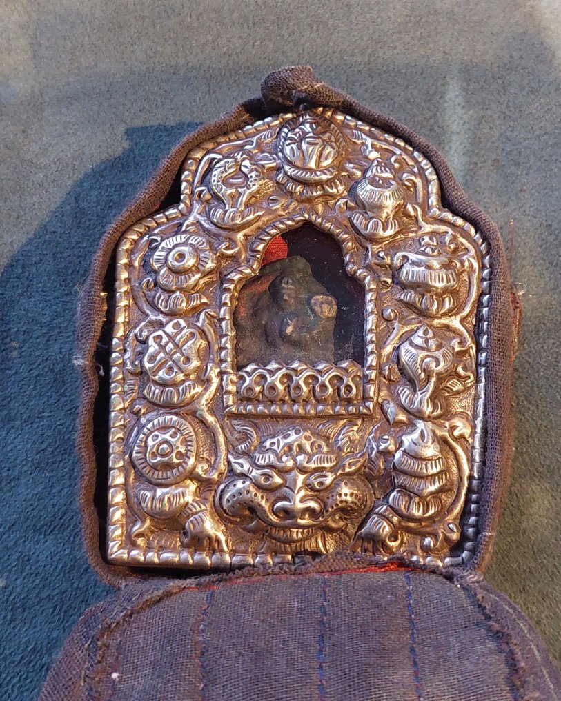 Αντίκες Ιερό (2) - Χαλκός, Επάργυρο, Textile - 1980-1990, 1920-1930 - Ανατολική συλλογή  #2.1