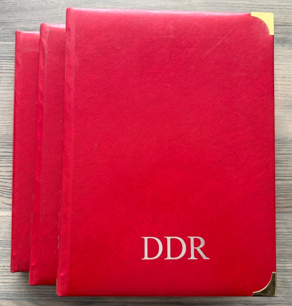 German Bundespost DDR and Berlin 1948/1962 - Collection in 3 stock books. #1.0
