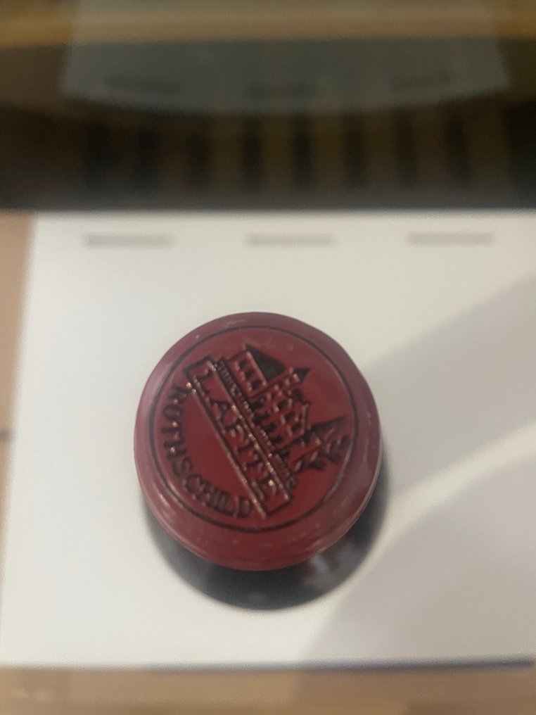 1983 Chateau Lafite-Rothschild - Pauillac 1er Grand Cru Classé - 1 Φιάλη (0,75L) #3.2