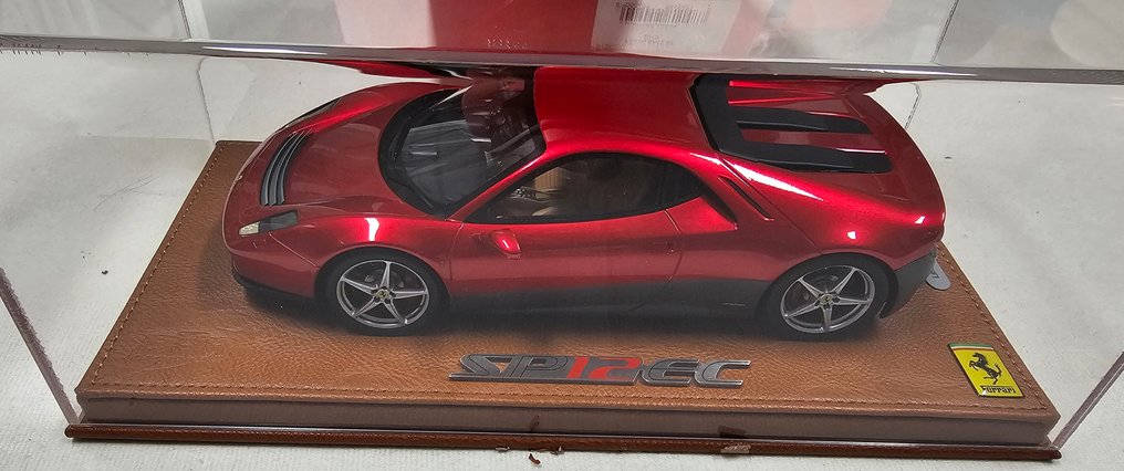 BBR 1:18 - 模型跑车 - Ferrari SP12 EC - 2012 n.07/12 - BBR #4.3