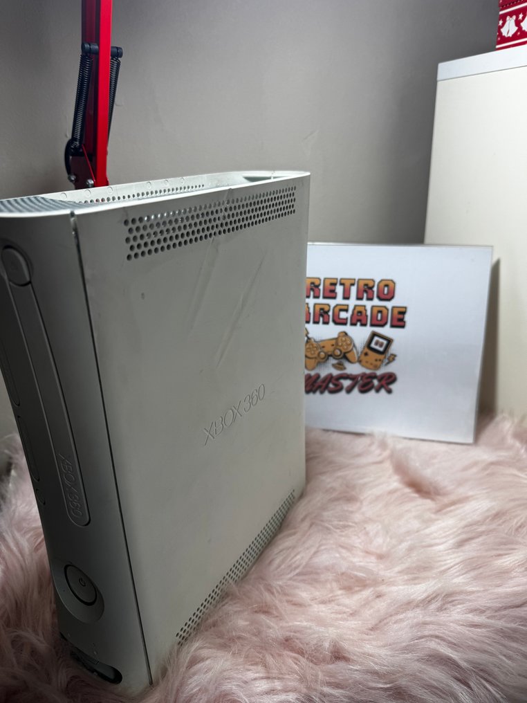 Microsoft - Xbox 360 - Fat + 500GB Hard Drive + 84 Games + Emulators - Video game console + games #1.0