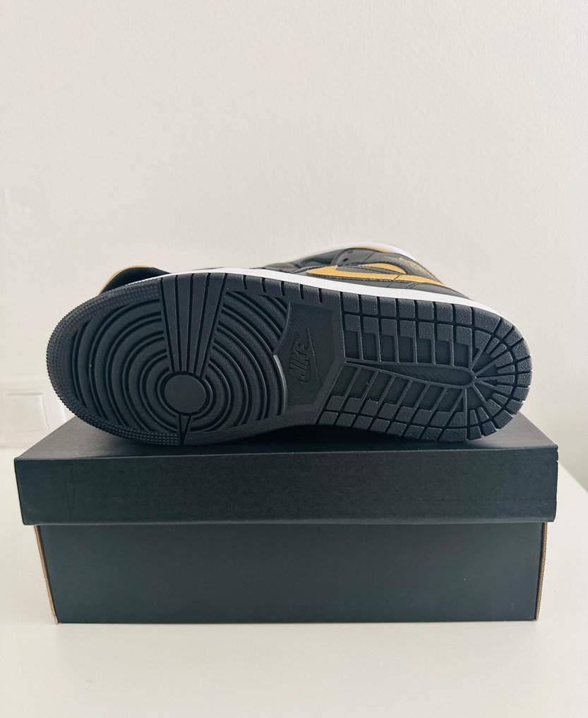 Nike - Air Jordan 1 Mid - Sneakers - Size: EU 42 - New with tags #4.3