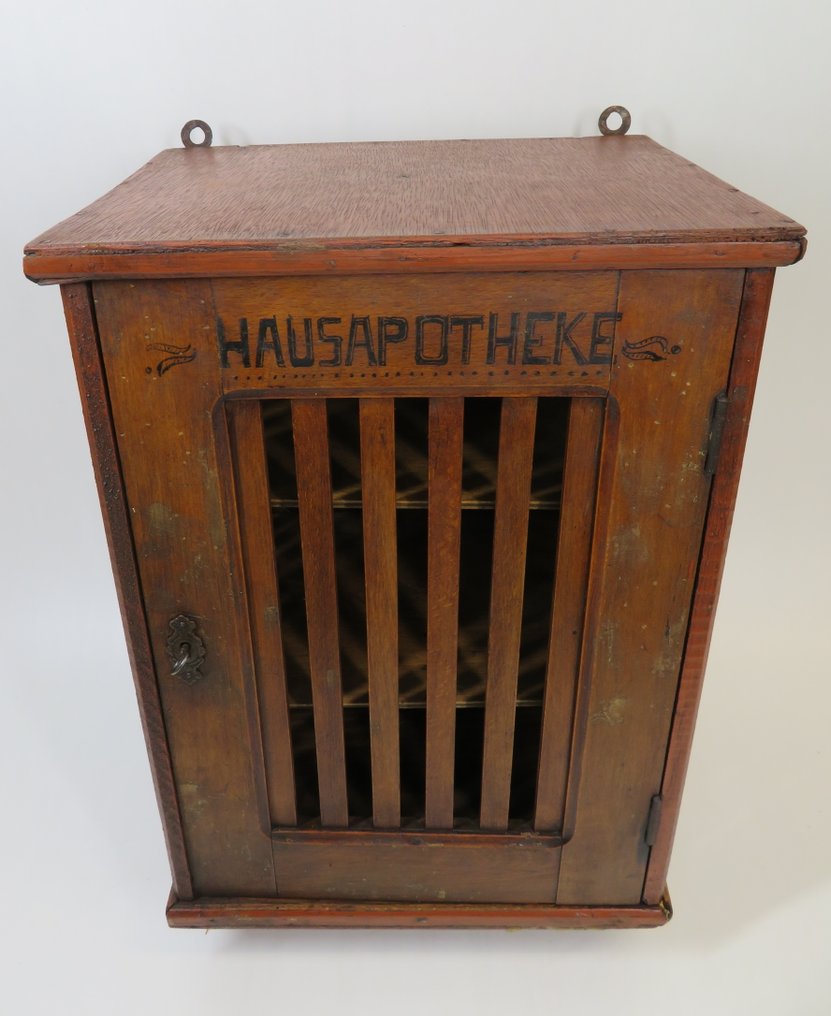 "Hausapotheke" kast - Szekrény - Fa #1.0