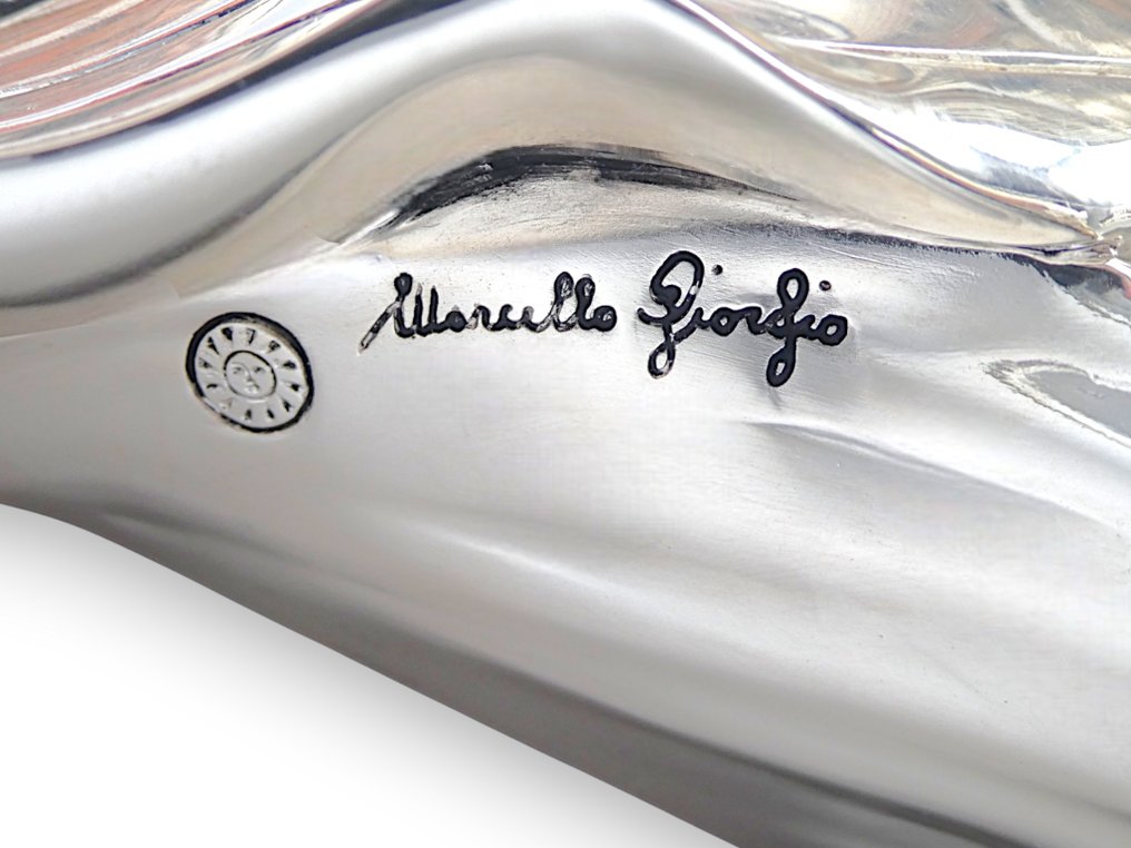 Marcello Giorgio - Διακοσμητικό - Τεχνούργημα «Πρώτο Κομμάτι με βάση σε σχήμα τριαντάφυλλου», από τη Συλλογή Η Λογική, Το Συναίσθημα,  - Επενδυμένο ασήμι .925, κρύσταλλο. - Σπάνιο, αρχικό #3.2