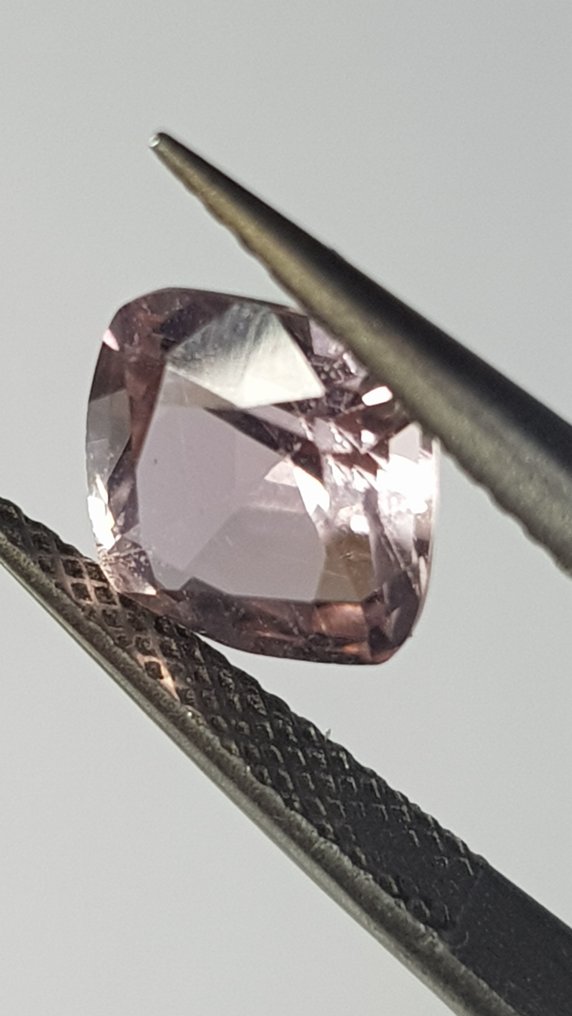 1 pcs  Ροζ Τουρμαλίνης  - 1.89 ct - Antwerp Laboratory for Gemstone Testing (ALGT) #2.1