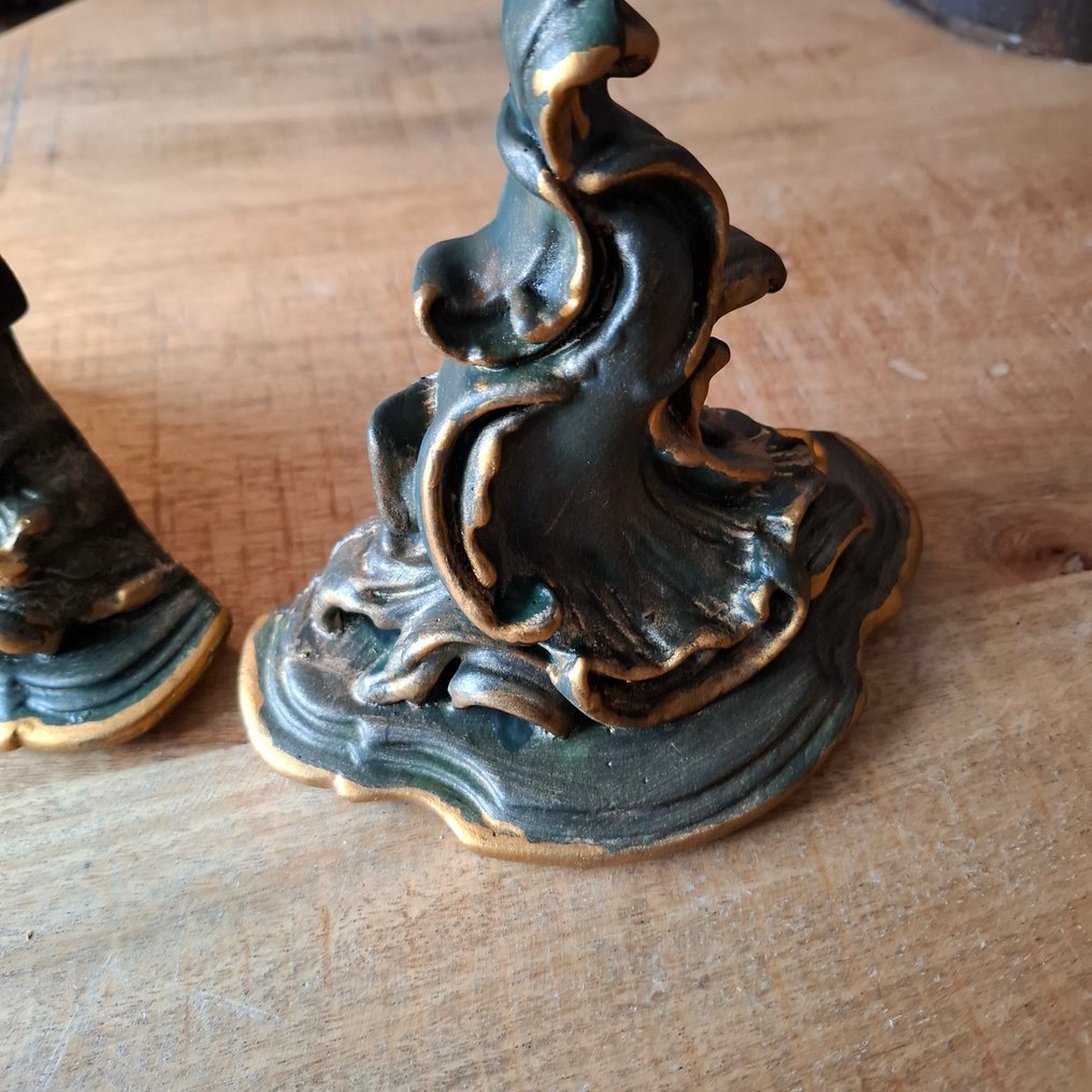 Cadru (2) - Paridur, Compozit #3.2