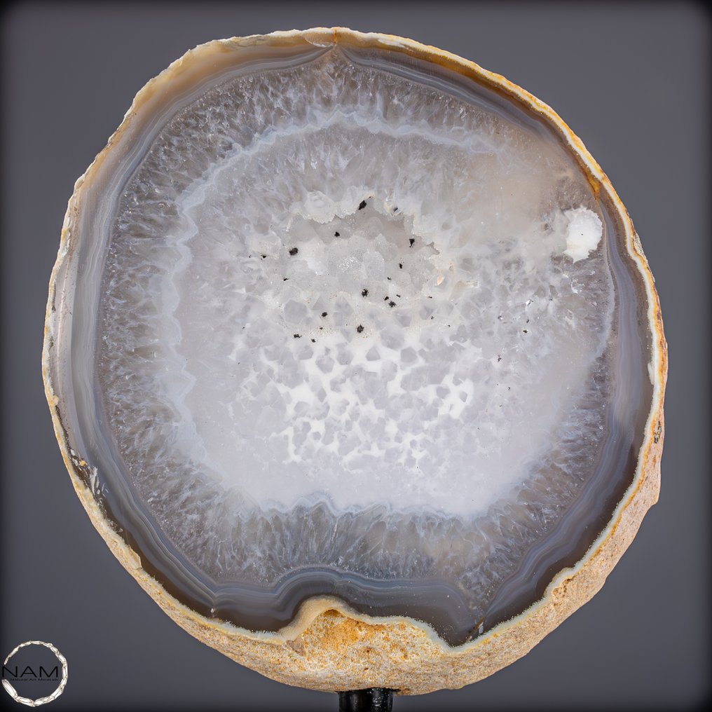 阿卡特德鲁斯放在支架上 自然艺术品,具有迷人的深度- 1104.05 g #1.0