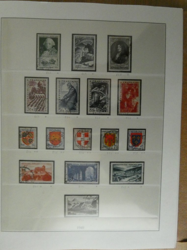 Franța 1949/1980 - Franța - 2 albume - unul din 1949 până în 1961, celălalt din 1973 până în 1980 în oblitere #1.0
