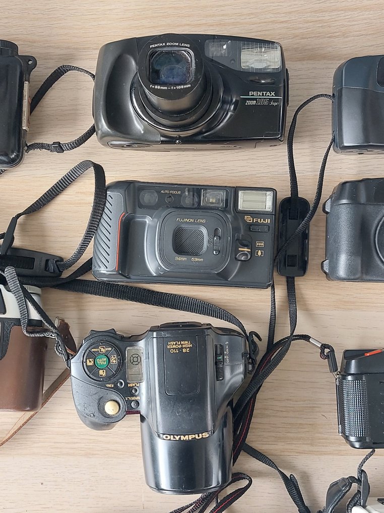 Minolta, Olympus, Fuji, Pentax, Fujifilm Dynax 500si; Riva Zoom 105L; Instax mini 8; Agfamatic 2000; Espio 115; Pentax Zoom 90; FUJI compact Analóg fényképezőgép #4.3