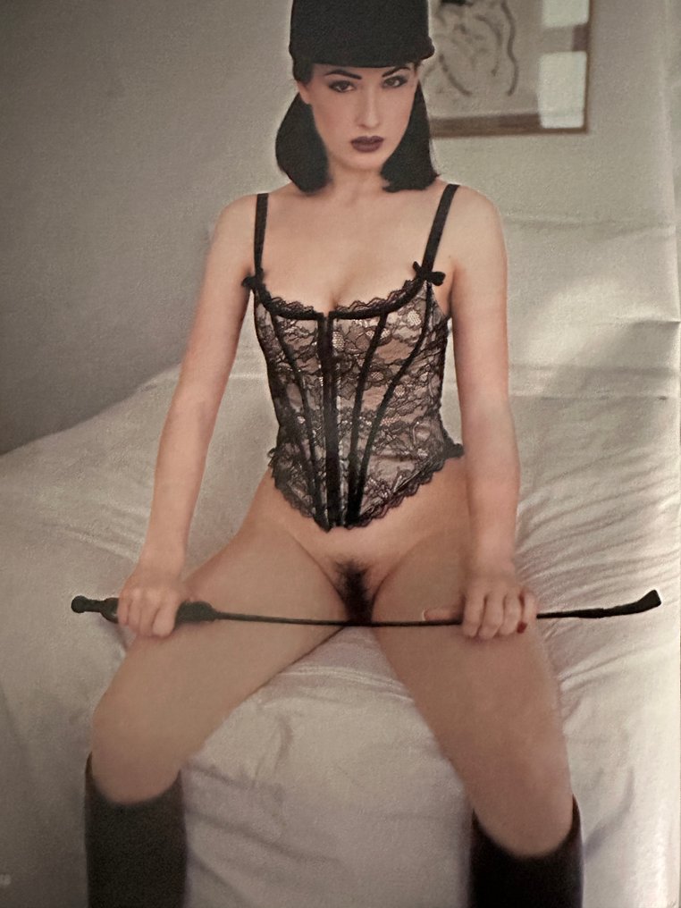 P.Czernich - Lot aus 2 Büchern und 1 Zeitschrift zu Fetisch/Dita van Teese - 2002-2008 #1.0