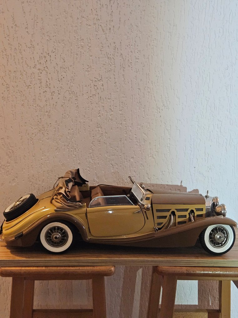 Pocher 1:8 - Σπορ αυτοκίνητο μοντελισμού - Mercedes #1.0