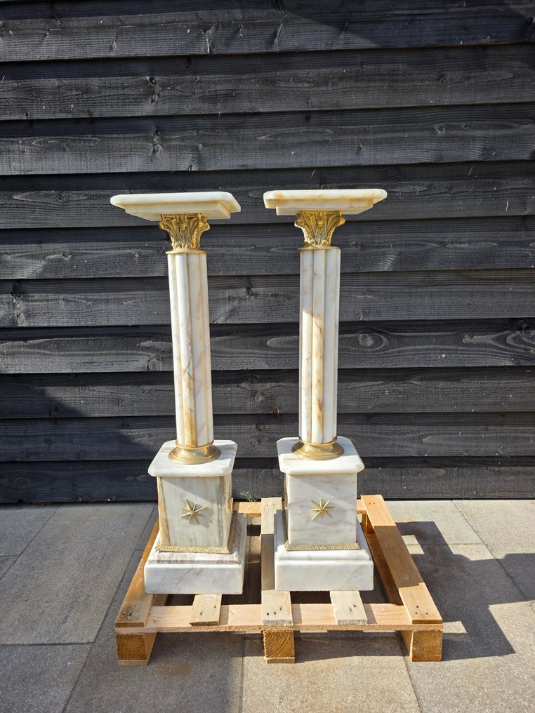 Coluna (2) - século XX - Mármore Branco #4.3