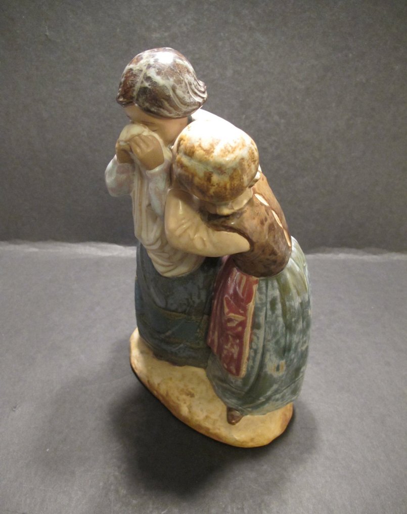 Lladró - Óscar Oktes - Statuetta - Lladró Gres – “Consoling Girls” – Vintage 1970s – 28 cm – Original Spain - Gres #2.1
