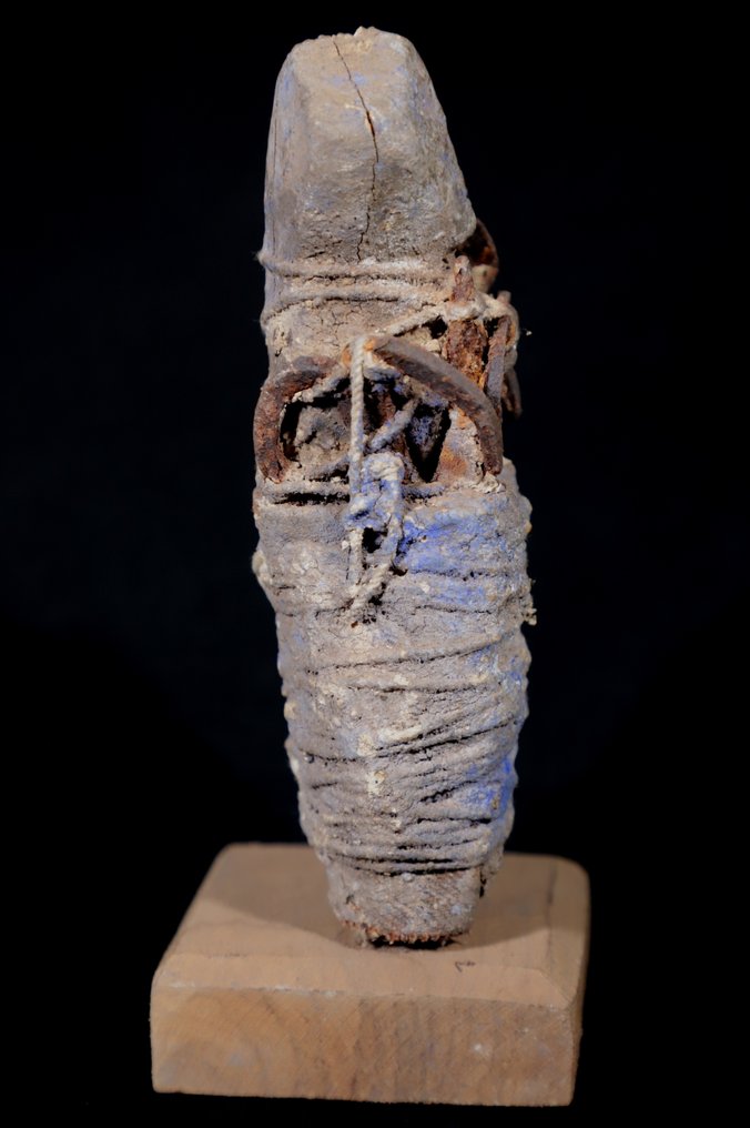 Figure - Fon Protection Statue on a base - 13 cm - Benin (No reserve price) #2.1