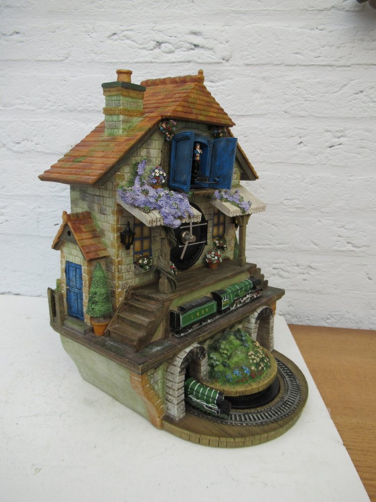 Clock -   Resin - 1990-2000 - Flying Scotsman Clock #4.3