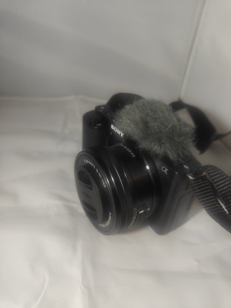 Sony ZV-E10 Cameră mirrorless #1.0