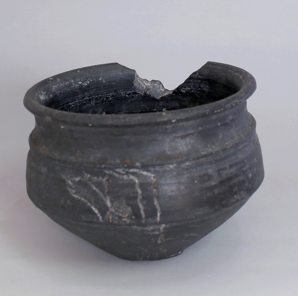 Μεσαιωνικός, Merovingian Αγγειοπλαστική Πιάτο με χαραγμένη διακόσμηση, ΠΟΛΥ ΣΠΑΝΙΟ #1.0