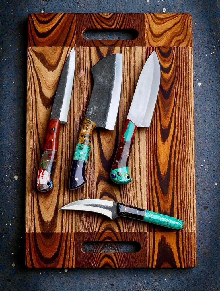 Set of FOUR, Hand-Forged with Old & dual polish Steel, Japanese Style Knives from Elite + Surprise - 厨刀 - Chef's knife - 钢, 木, 精美套装4件，手工锻造日本老钢复古刀具，+神秘惊喜圣诞 - 日本 #3.2