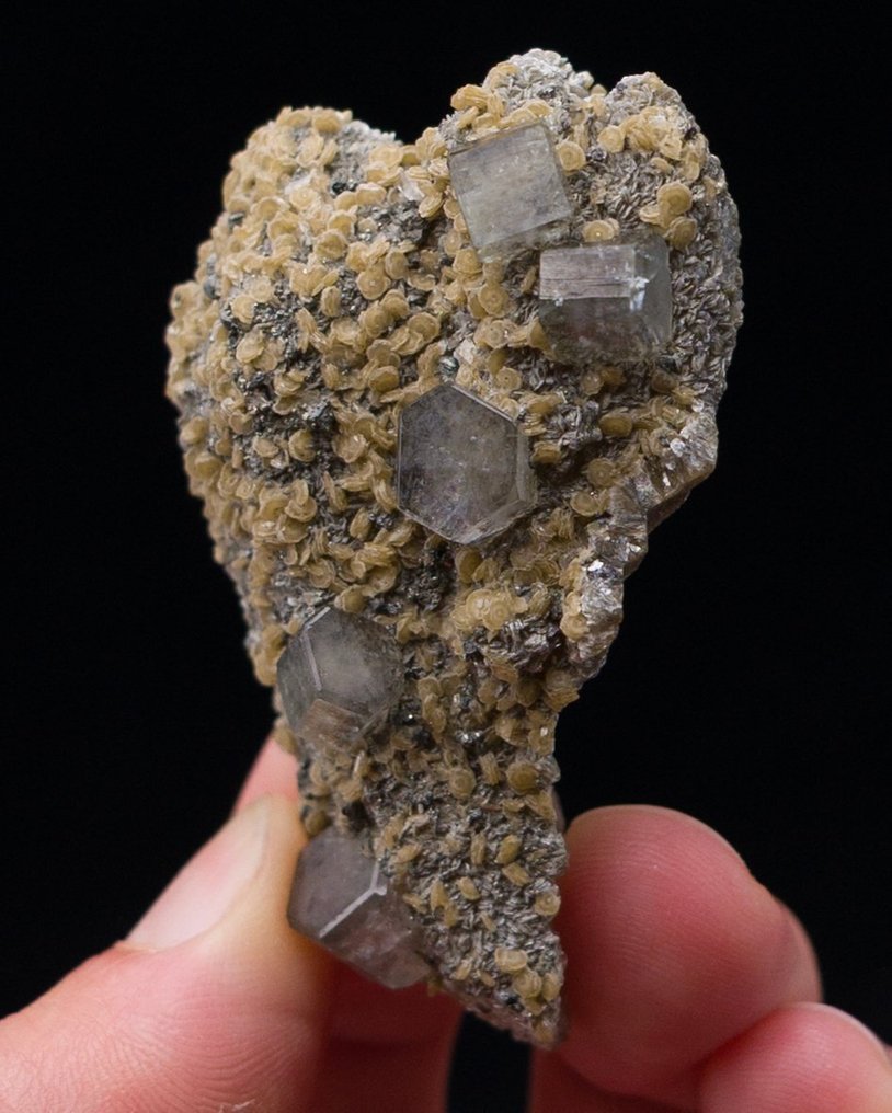 Κόσμημα όπως φθοραπυρίτης. κρύσταλλος χαλαζία επικαλυμμένος με μίκα - Ύψος: 5.9 cm - Πλάτος: 3.7 cm- 40 g - (1) #1.0