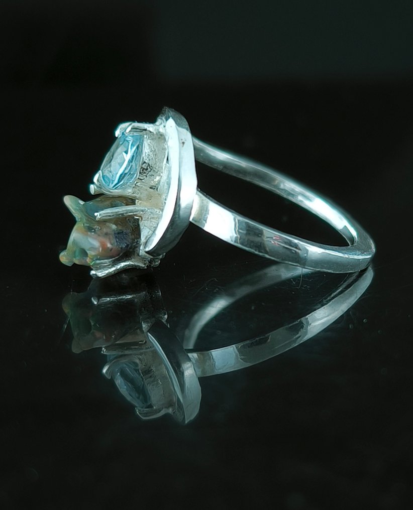 Opale Anello regolabile con aguamarina e opale in argento sterling - Altezza: 14 mm - Larghezza: 10 mm- 2.94 g - (1) #3.2