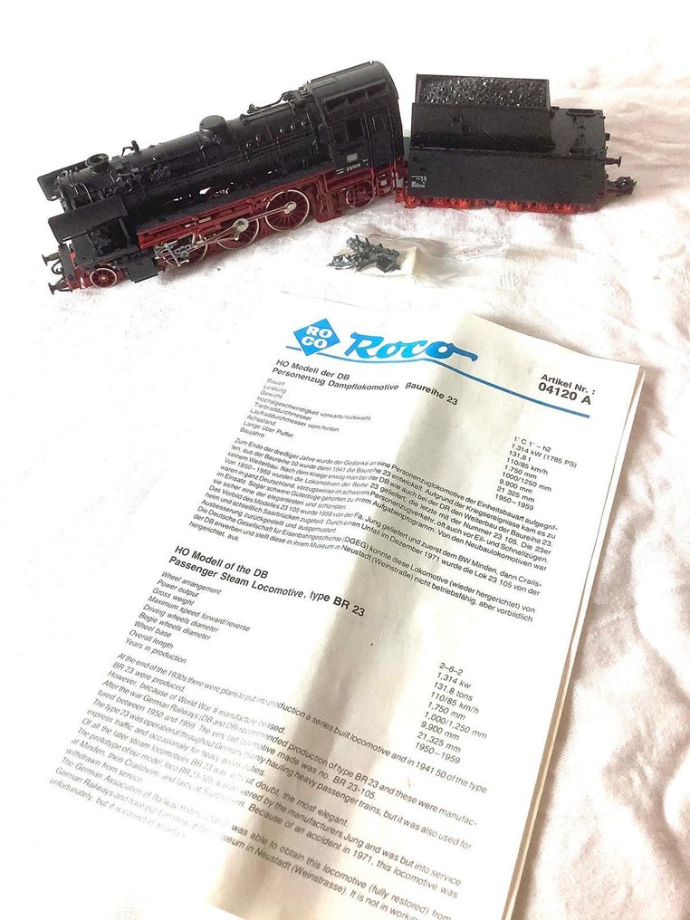 Roco H0 - 04120 - Steam locomotive with tender (1) - BR 23 - DB #1.0