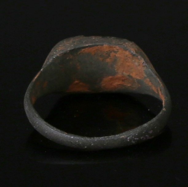 拜占庭时期 黄铜色 带有铭文的戒指 #2.1