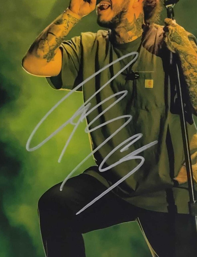 Post Malone - Signed 8x10 Live Photo - Beckett COA - Photo #3.2