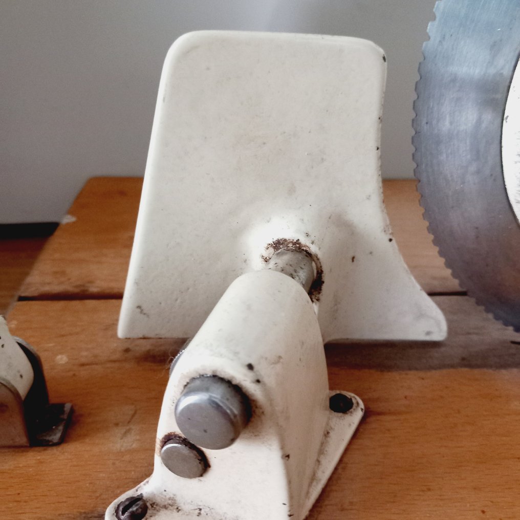 Trancheuse - Bois, Fer - Ancienne coupe de pain #3.2