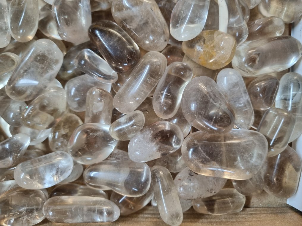 Big Lot HQ 打磨的烟色水晶 - 20 - 50 毫米 自由形式- 1.5 kg #1.0