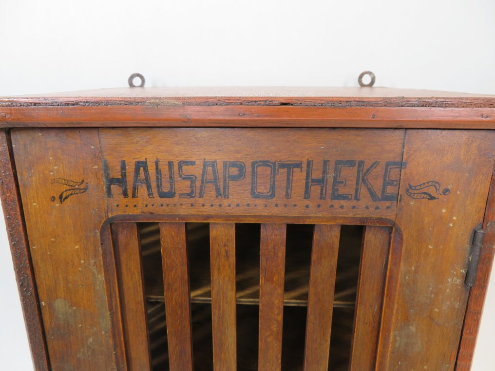 "Hausapotheke" kast - Szekrény - Fa #2.1