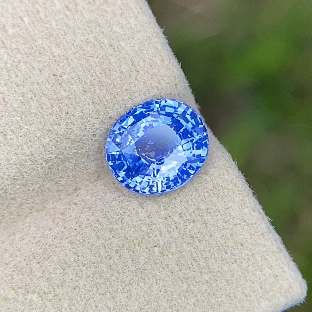 Fără preț de rezervă - 1 pcs Albastru Safir - 2.04 ct - IGI (Institutul gemologic internațional) - Safir albastru fără tratament termic #1.0