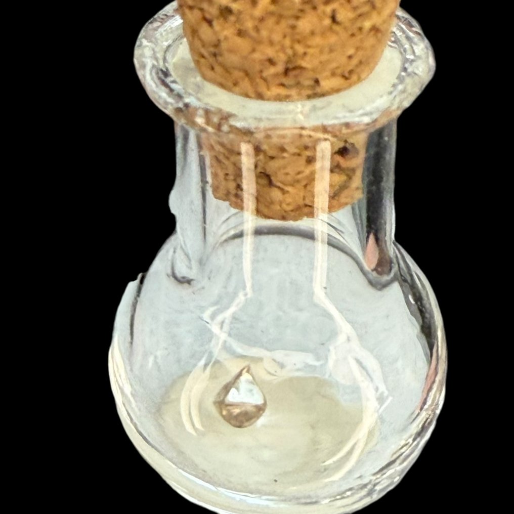 The perfect gift! -> The minerals of the twelve months of the year, a collection of 12 perfectly - Height: 21 cm - Width: 18 cm- 500 g #1.0