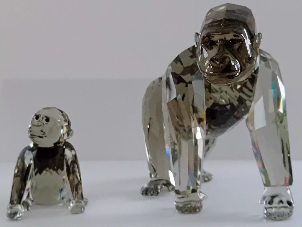 Swarovski - Figurine - SCS - Annual Edition 2009 - Gorillas - 952504 - Box + Certificate (2) - Crystal #2.1