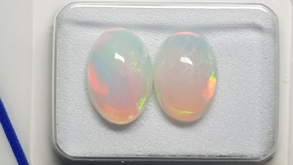 2 pcs 白色, 多色 蛋白石 - 3.06 ct - 安特卫普宝石检测实验室(ALGT) - 优质色彩 #2.1