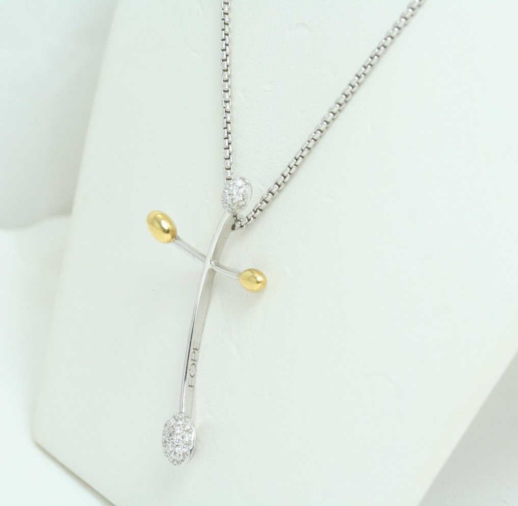 Fope - 项链 - Cross - 18K包金 白金, 黄金 钻石 (天然)  - 十字架项链 #1.0