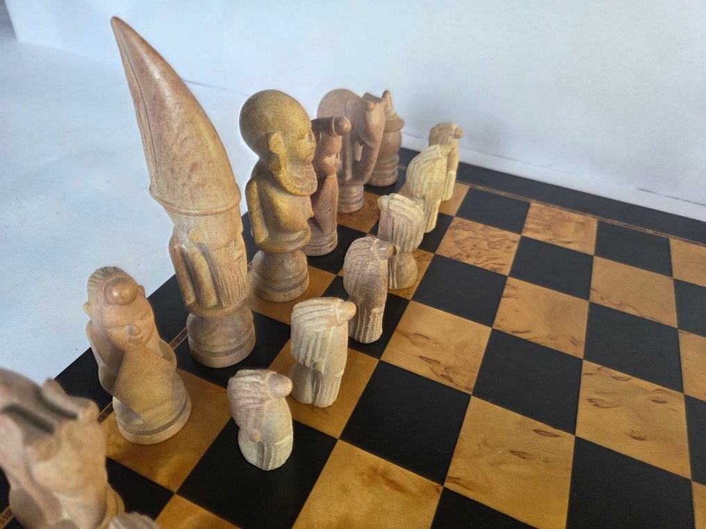 Chess set - Schaakspel met handgemaakte Afrikaanse Kisii natuurstenen schaakstukken - Natural stone and wood #4.3