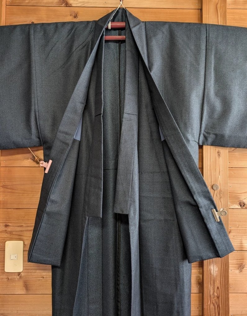 日本复古男士和服与羽织套装，配有城堡画图案内衬——昭和时期——丝绸——20世纪 - 真丝 - 日本 - 20世纪 #3.2