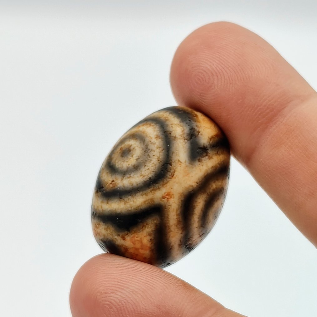 古藏语/尼泊尔语 蚀刻玛瑙 佛眼珠宝护身符 - 27 mm  (没有保留价) #1.0