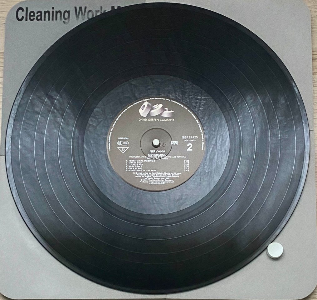 Nirvana - Nevermind / First European Pressing / Misprint version with upside down monkey / DGC logo on labels - Άλμπουμ LP (μεμονωμένο αντικείμενο) - 1st Pressing, Missprint - 1991 #3.2