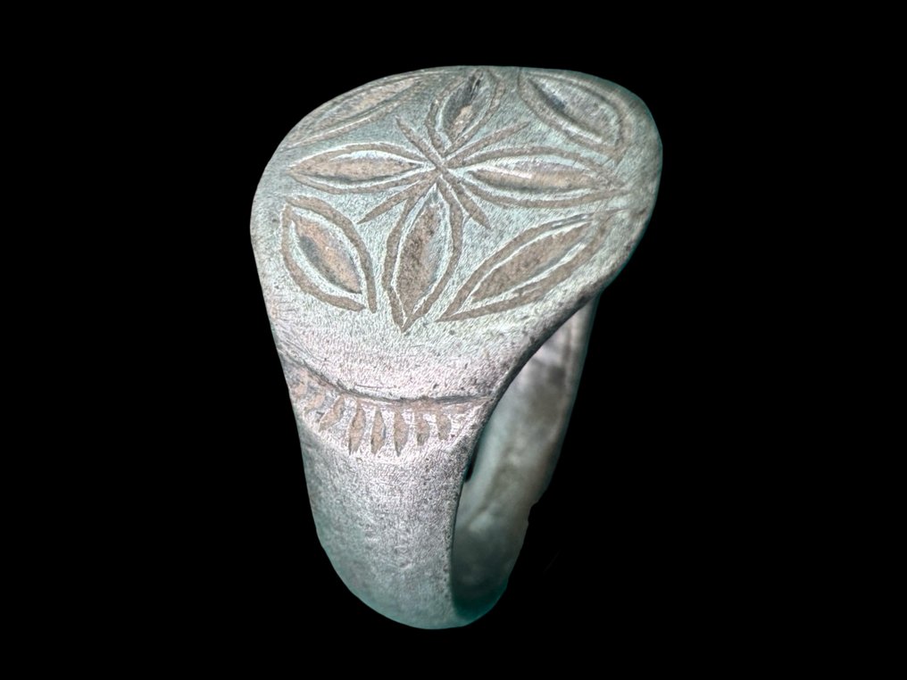 Μεσαιωνική, εποχή σταυροφόρων Ασημί Δαχτυλίδι (χωρίς τιμή ασφαλείας) #3.2