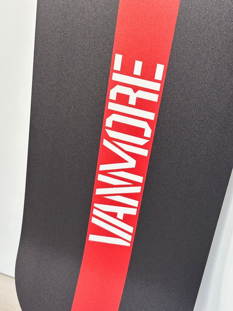 Rob VanMore - Skating by VanMore goes Prada #4.3