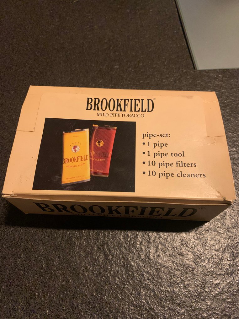 Brookfield - No reserve price - Pipe - Wood, Plastic #1.0