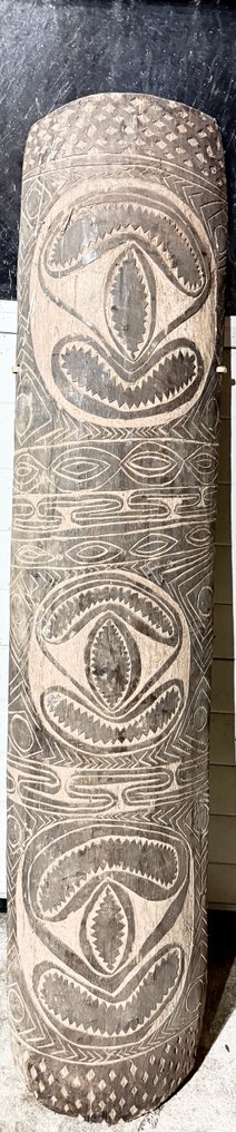 Sepik fighting shield - 173 cm - Upper sepik - Papua New Guinea (No reserve price) #1.0